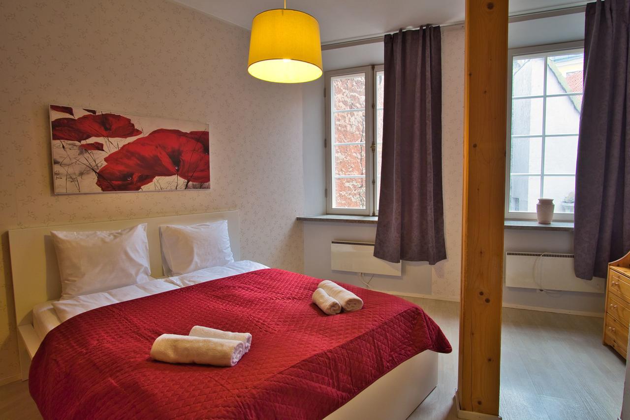 Dream Stay - Old Town Church View Apartment With Sauna Tallinn Exteriör bild