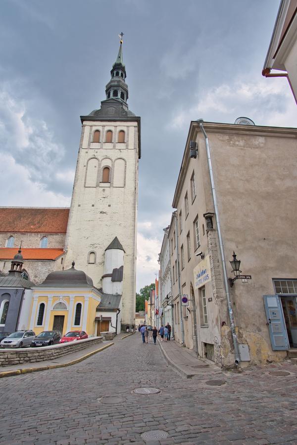 Dream Stay - Old Town Church View Apartment With Sauna Tallinn Exteriör bild